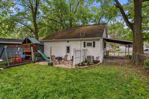 Tiny photo for 702 E Lincoln Street, Monticello, IL 61856 (MLS # 12634254)