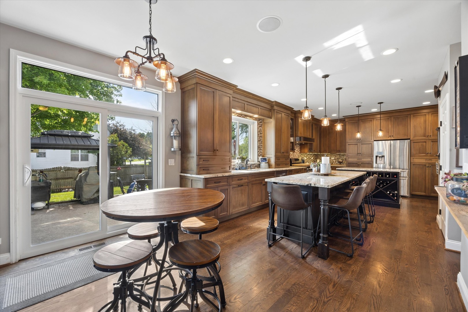 25543 W Gateway Circle