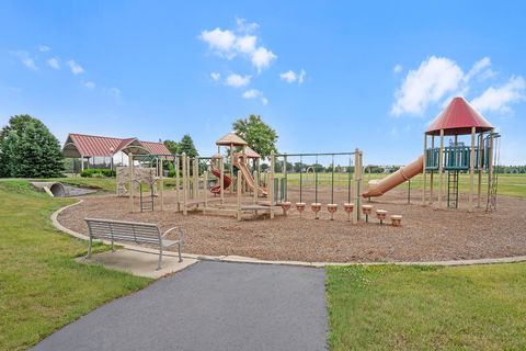 Tiny photo for 2544 Sumac Drive, Yorkville, IL 60560 (MLS # 12534343)