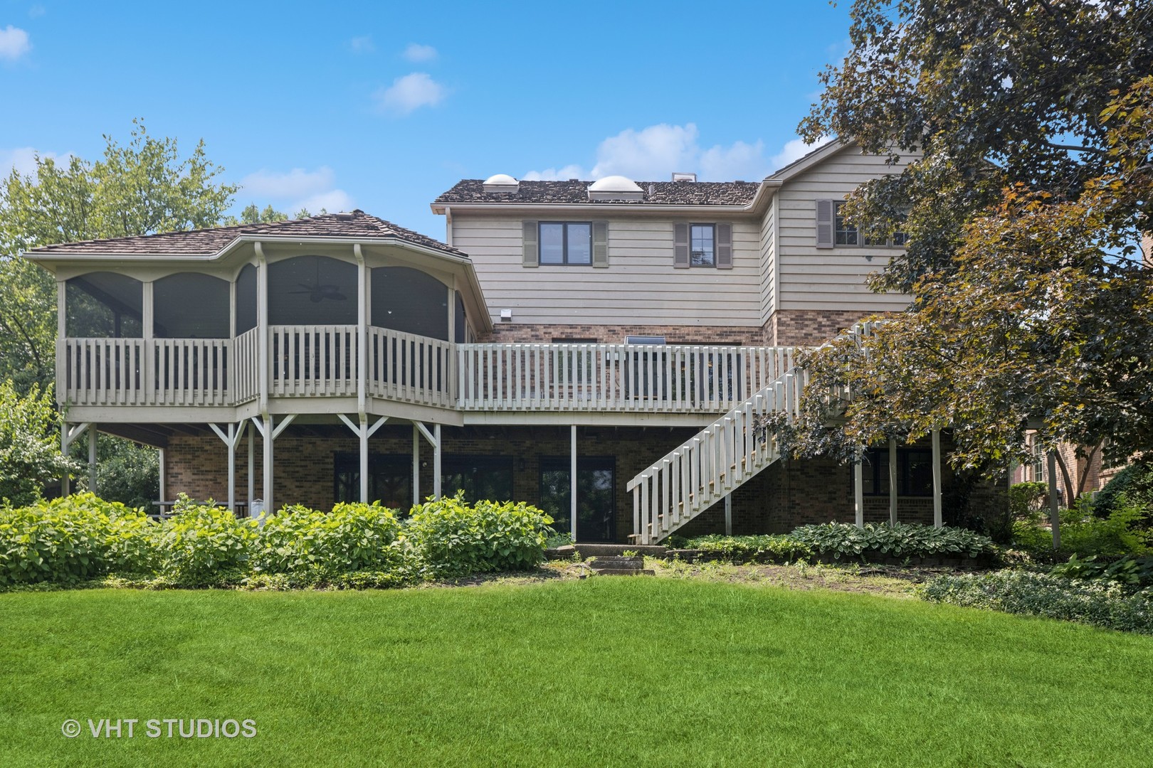 7565 Woodland Lane