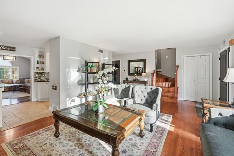 Tiny photo for 919 Hillview Drive, Lemont, IL 60439 (MLS # 12693694)
