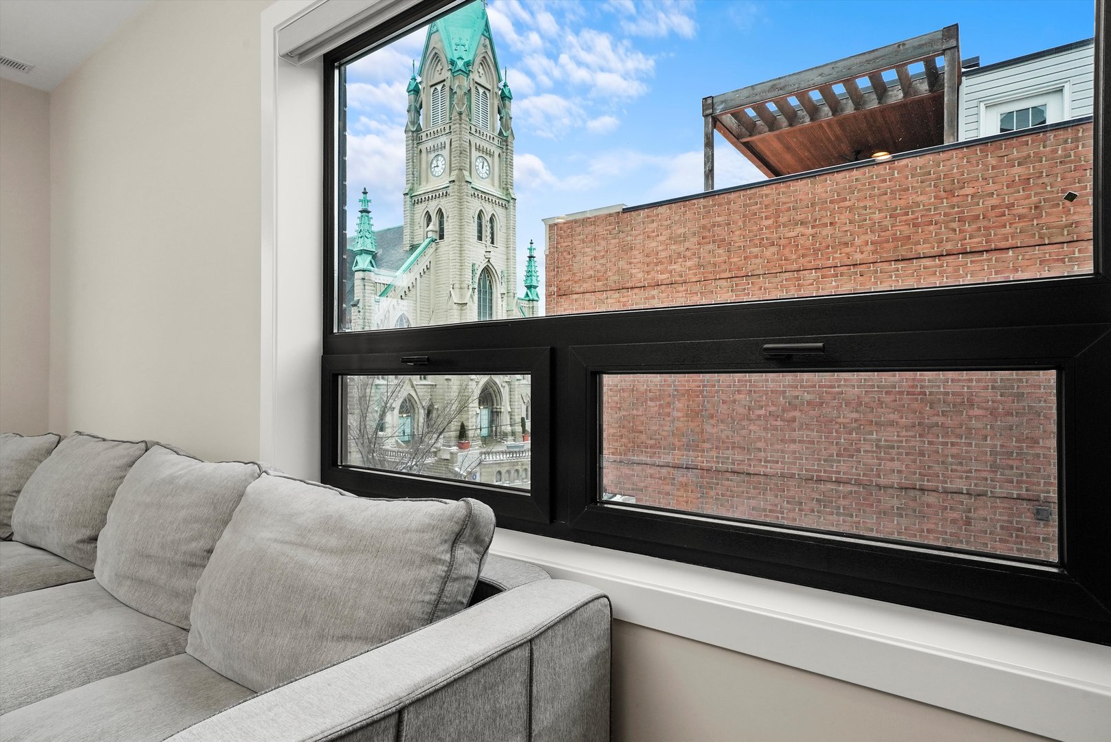 2958 N Lincoln Avenue 3D