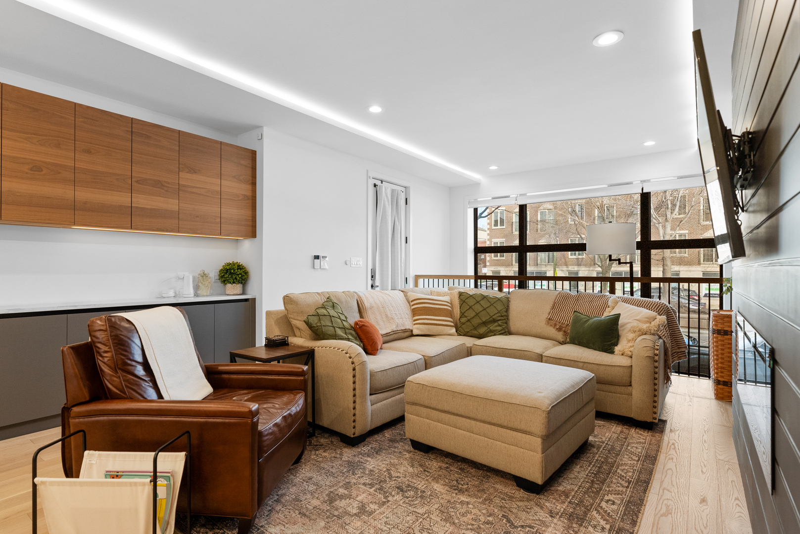 1520 N Ashland Avenue 1