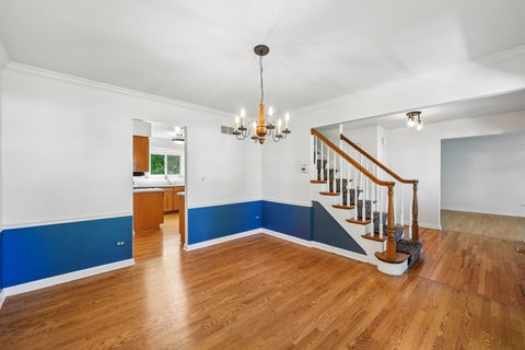 Tiny photo for 2027 Richton Drive, Wheaton, IL 60189 (MLS # 12757580)