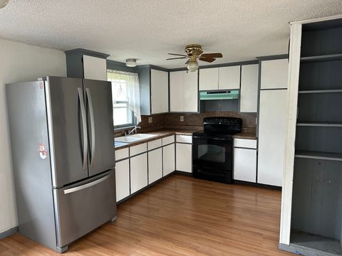 Tiny photo for 101 N Jackson Street, Morrison, IL 61270 (MLS # 12461900)