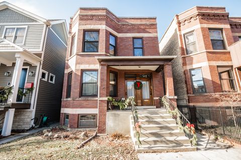 3812 N Oakley Avenue Chicago IL 60618