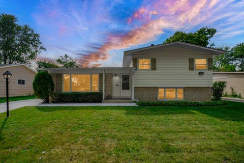 Tiny photo for 330 N Illinois Avenue, Glenwood, IL 60425 (MLS # 12478783)