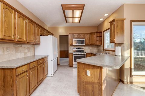 Tiny photo for 2611 Kolby Court, Bloomington, IL 61704 (MLS # 12540106)