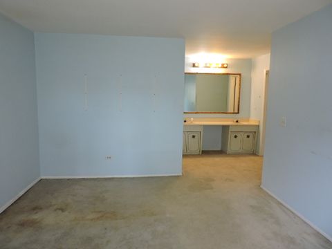 Tiny photo for 10015 Beverly Drive #105, Skokie, IL 60076 (MLS # 12492436)