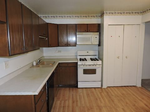 Tiny photo for 10015 Beverly Drive #105, Skokie, IL 60076 (MLS # 12492436)