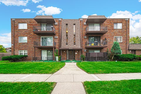 Tiny photo for 903 Elder Road #7, Homewood, IL 60430 (MLS # 12765509)