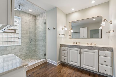 Tiny photo for 4516 N Greenview Avenue #2, Chicago, IL 60640 (MLS # 12575288)