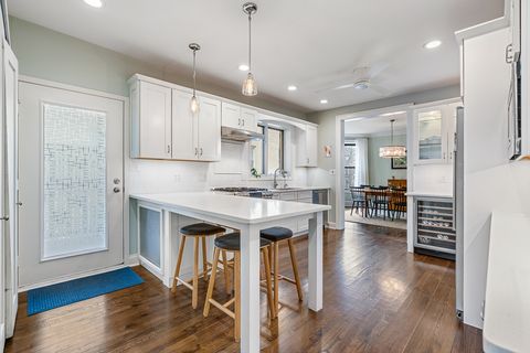 Tiny photo for 4516 N Greenview Avenue #2, Chicago, IL 60640 (MLS # 12575288)