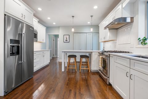 Tiny photo for 4516 N Greenview Avenue #2, Chicago, IL 60640 (MLS # 12575288)