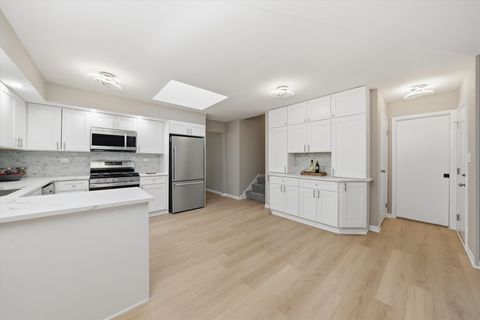 Tiny photo for 17048 Clyde Avenue, South Holland, IL 60473 (MLS # 12520692)