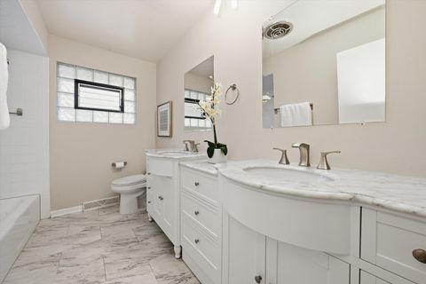 Tiny photo for 17048 Clyde Avenue, South Holland, IL 60473 (MLS # 12520692)