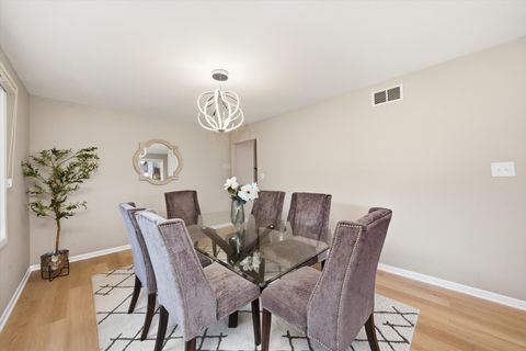 Tiny photo for 17048 Clyde Avenue, South Holland, IL 60473 (MLS # 12520692)