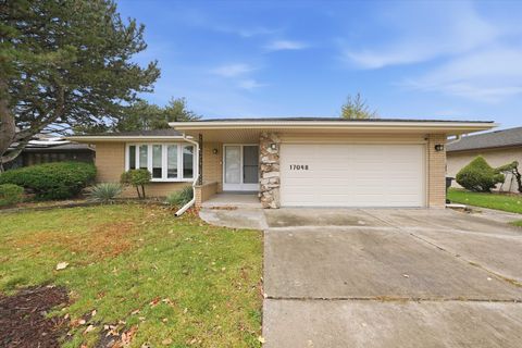 Photo of 17048 Clyde Avenue, South Holland, IL 60473 (MLS # 12520692)