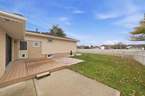 Tiny photo for 17048 Clyde Avenue, South Holland, IL 60473 (MLS # 12520692)