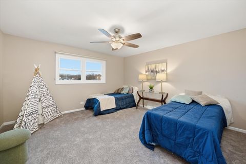 Tiny photo for 17048 Clyde Avenue, South Holland, IL 60473 (MLS # 12520692)