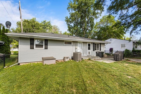 Tiny photo for 1306 Philo Road, Urbana, IL 61802 (MLS # 12671152)