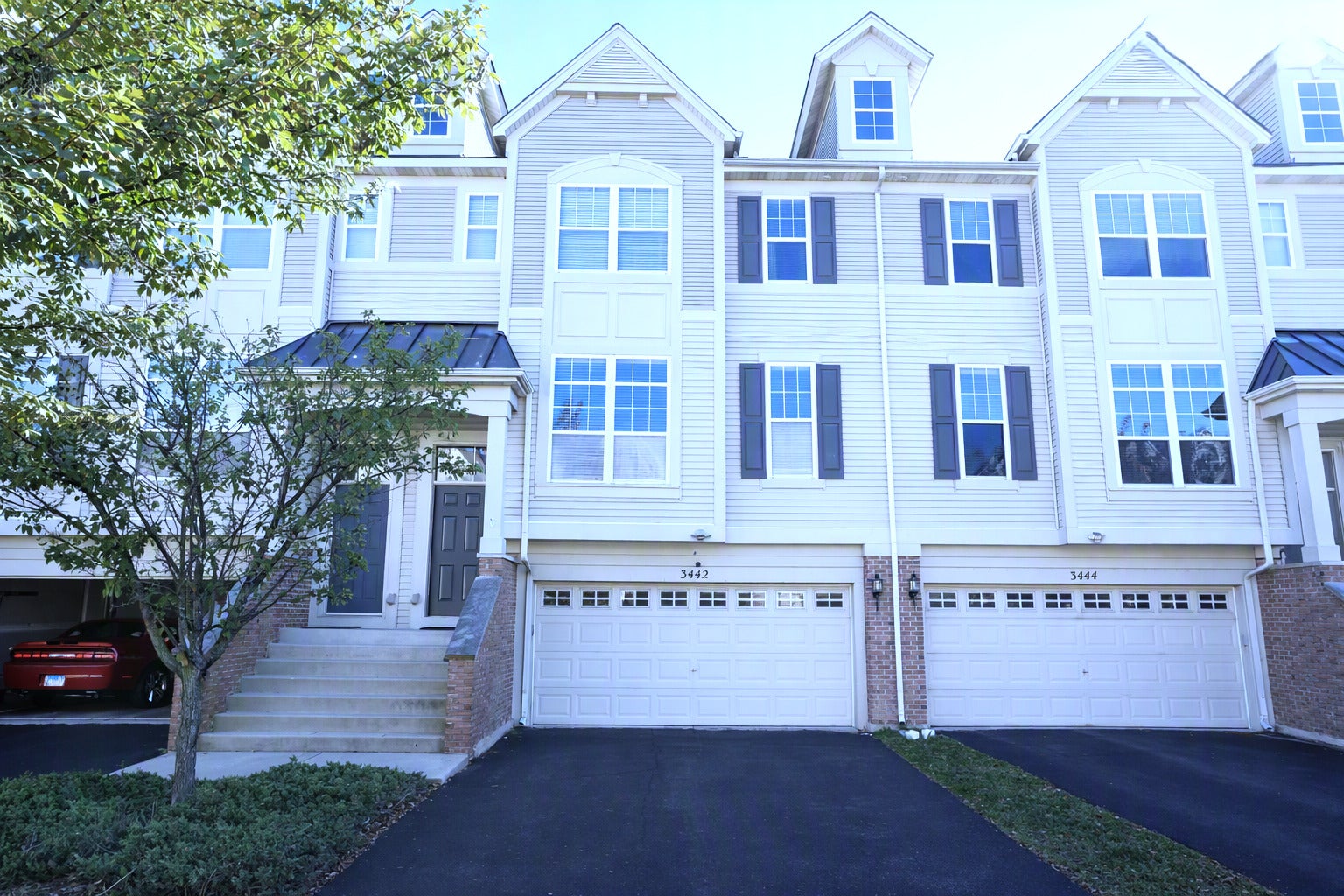 3442 Bradbury Circle