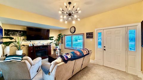 Tiny photo for 521 S Cherry Street, Centralia, IL 62801 (MLS # 12614449)