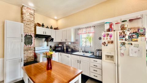 Tiny photo for 521 S Cherry Street, Centralia, IL 62801 (MLS # 12614449)