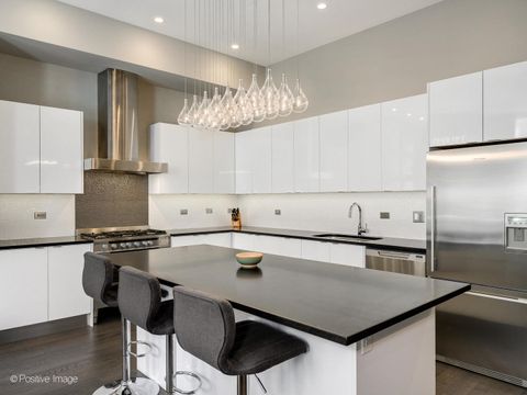 Tiny photo for 23 N Aberdeen Street #2N, Chicago, IL 60607 (MLS # 12579822)