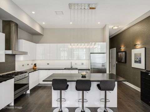 Tiny photo for 23 N Aberdeen Street #2N, Chicago, IL 60607 (MLS # 12579822)