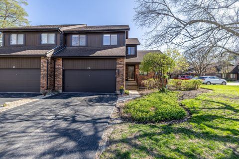 43 Creekside Circle Elgin IL 60123