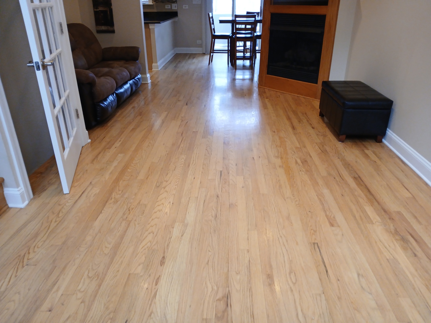 210 N Des  Plaines Avenue N D