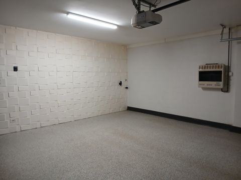 Tiny photo for 210 N Des Plaines Avenue N #D, Forest Park, IL 60130 (MLS # 12563615)