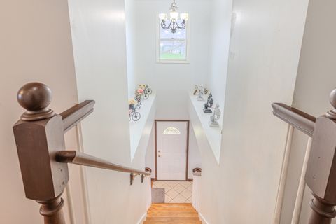 Tiny photo for 1719 S 4th Place, St. Charles, IL 60174 (MLS # 12457769)