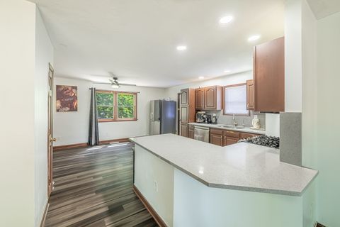 Tiny photo for 1719 S 4th Place, St. Charles, IL 60174 (MLS # 12457769)