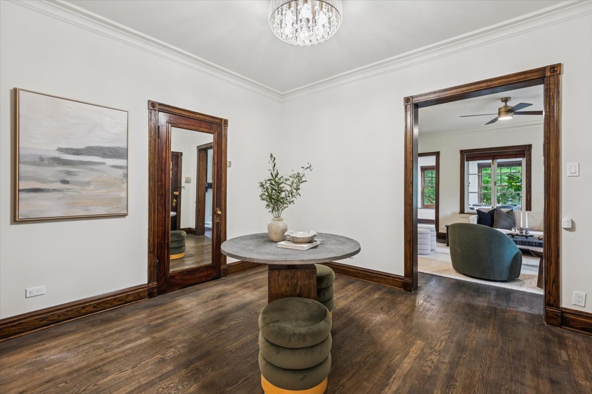 4616 N Magnolia Avenue 1