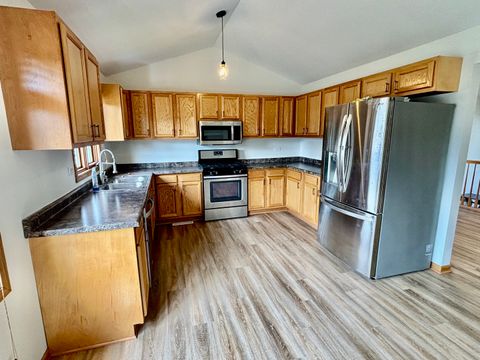 Tiny photo for 334 Heritage Parkway, Romeoville, IL 60446 (MLS # 12478839)