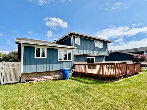 Tiny photo for 334 Heritage Parkway, Romeoville, IL 60446 (MLS # 12478839)