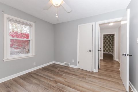 Tiny photo for 502 Colton Avenue, Bloomington, IL 61701 (MLS # 12521092)