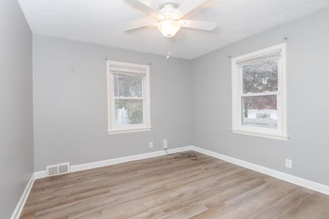 Tiny photo for 502 Colton Avenue, Bloomington, IL 61701 (MLS # 12521092)