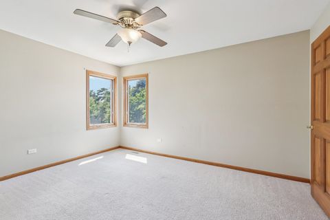 Tiny photo for 641 Mason Lane, Lake In The Hills, IL 60156 (MLS # 12413456)