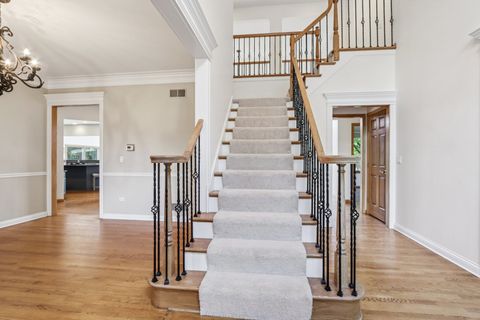 Tiny photo for 641 Mason Lane, Lake In The Hills, IL 60156 (MLS # 12413456)