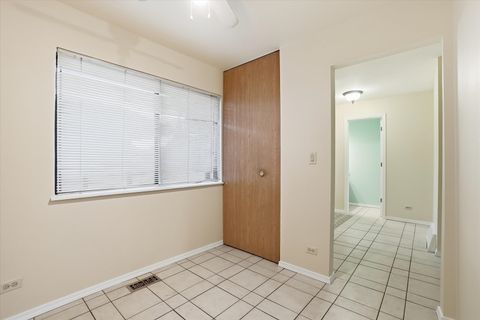 Tiny photo for 413 Buffalo Trail, Wheeling, IL 60090 (MLS # 12588525)