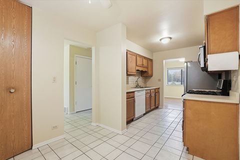 Tiny photo for 413 Buffalo Trail, Wheeling, IL 60090 (MLS # 12588525)