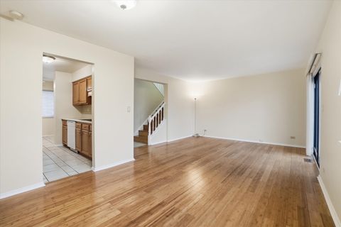 Tiny photo for 413 Buffalo Trail, Wheeling, IL 60090 (MLS # 12588525)