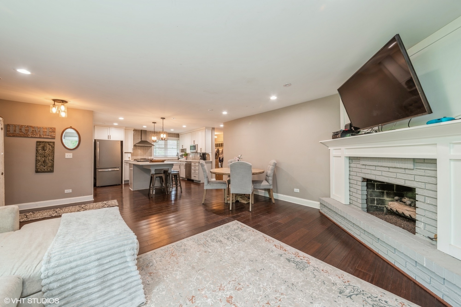1715 Chesterfield Avenue