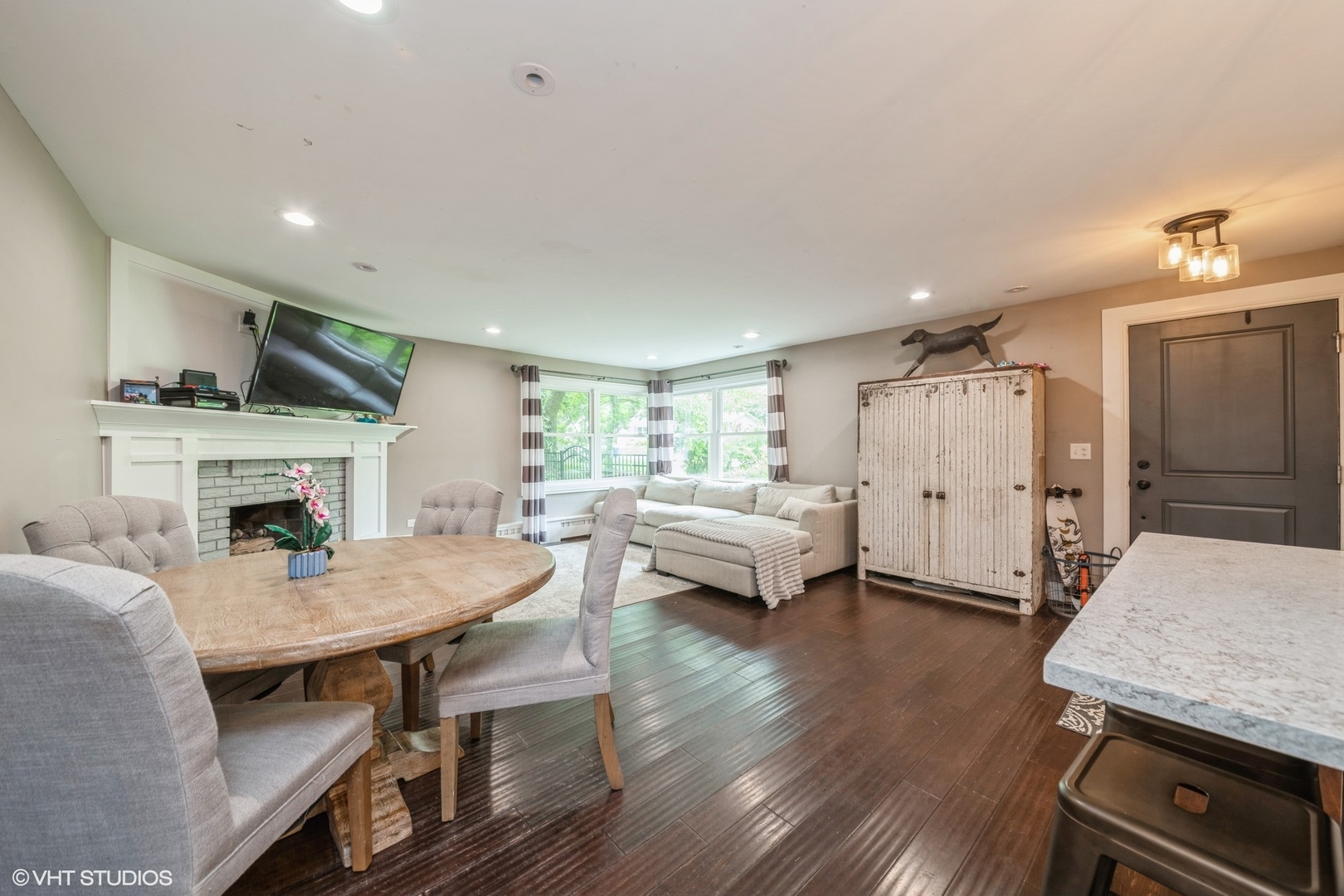 1715 Chesterfield Avenue