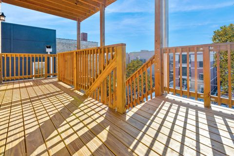 Tiny photo for 1535 W Estes Avenue #1, Chicago, IL 60626 (MLS # 12491379)