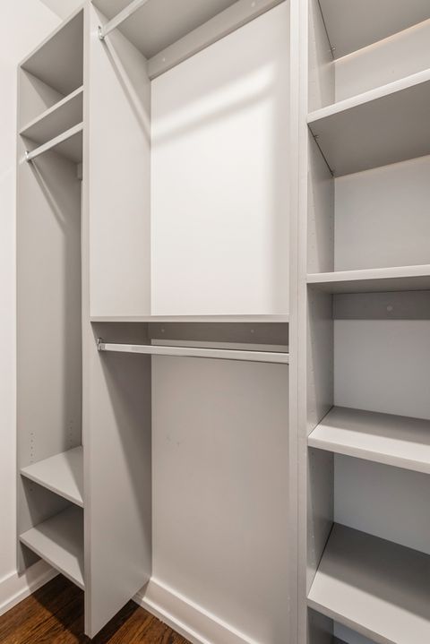 Tiny photo for 1535 W Estes Avenue #1, Chicago, IL 60626 (MLS # 12491379)