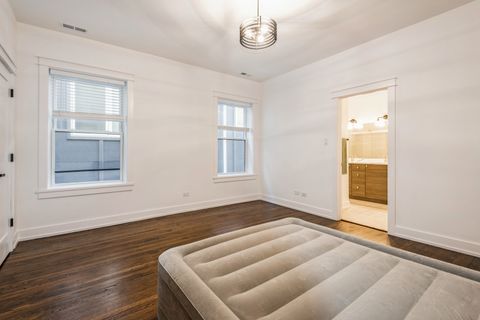 Tiny photo for 1535 W Estes Avenue #1, Chicago, IL 60626 (MLS # 12491379)